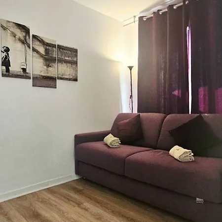 T2 Cozy & Air-conditioned, Close To Amenities *