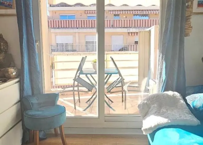 アパート T2 Cozy & Air-conditioned, Close To Amenities