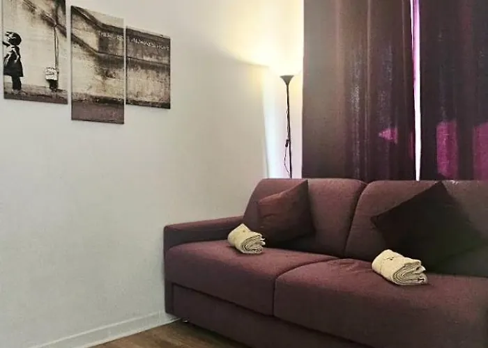 T2 Cozy & Air-conditioned, Close To Amenities *